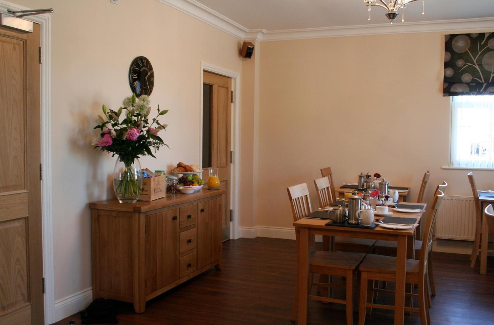 Ashberry Guest House Пенрит Екстериор снимка