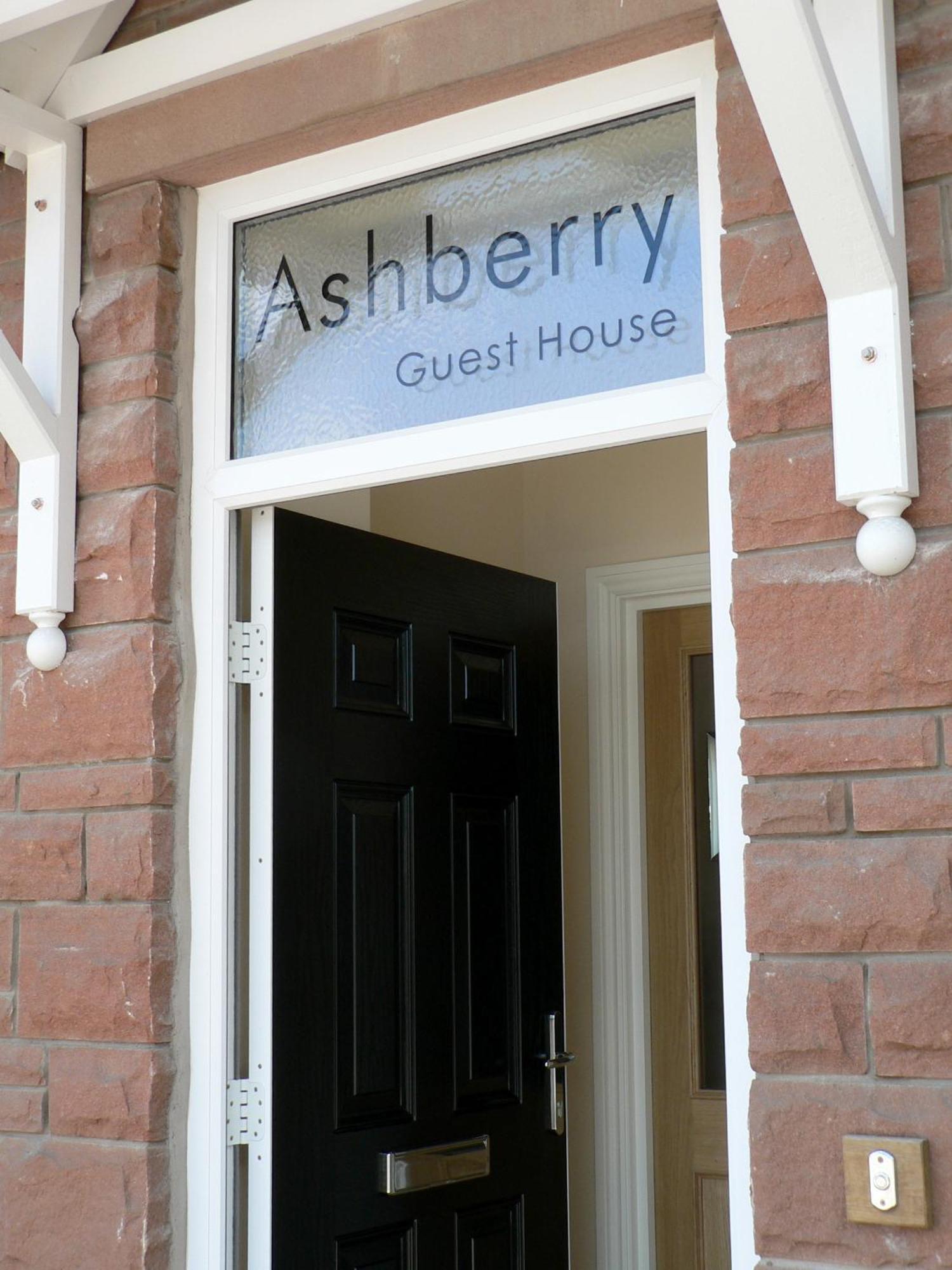 Ashberry Guest House Пенрит Екстериор снимка